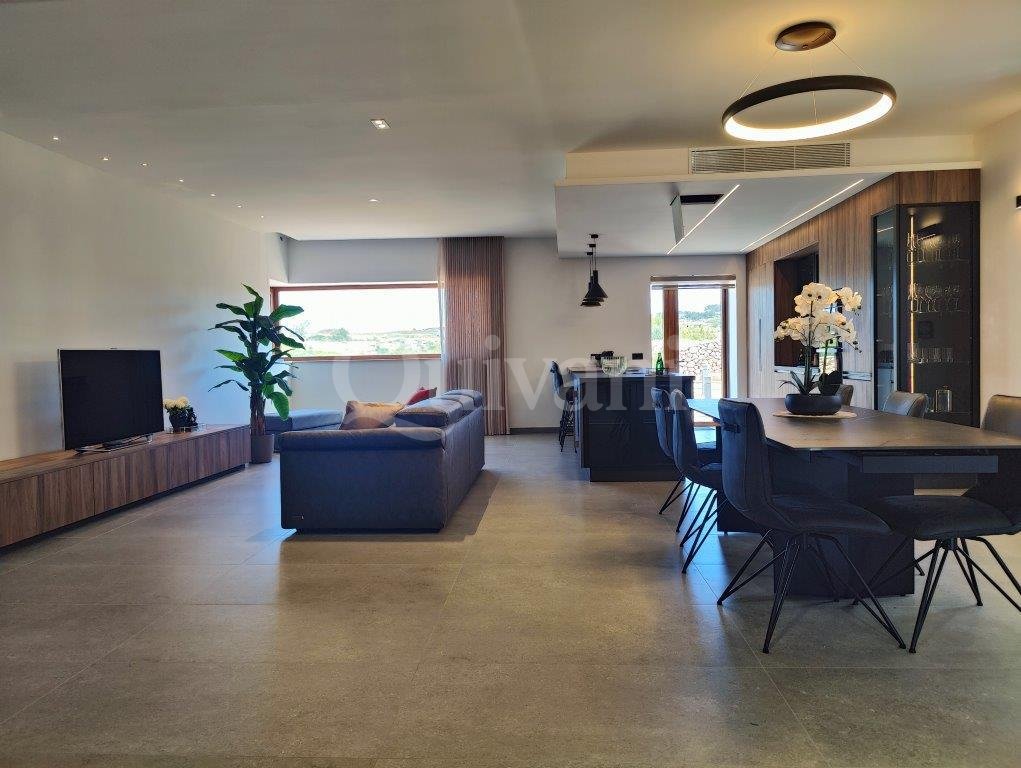 Mgarr, Furnished Farmhouse