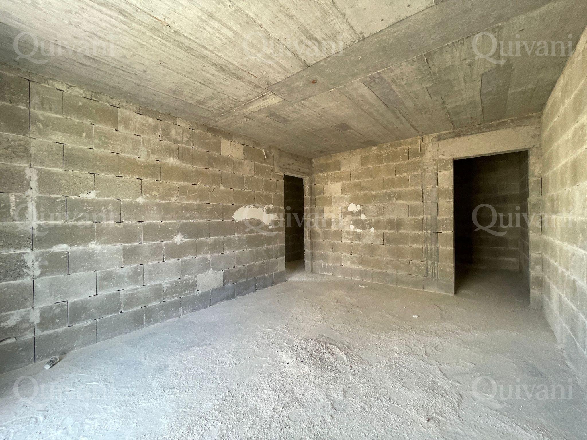 Qawra, Shell Garage