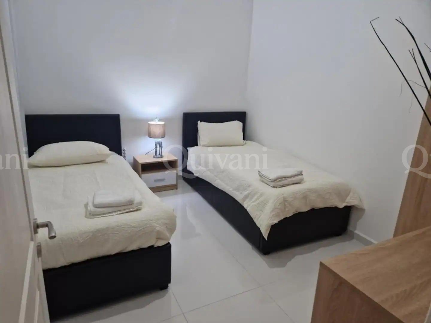 Luqa, Furnished Penthouse