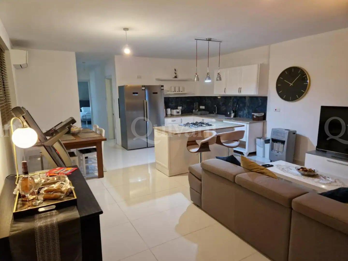 Luqa, Furnished Penthouse