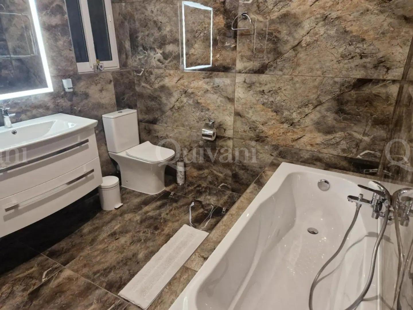 Luqa, Furnished Penthouse