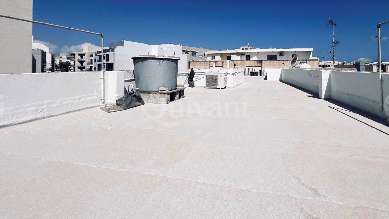 San Gwann, Furnished Penthouse