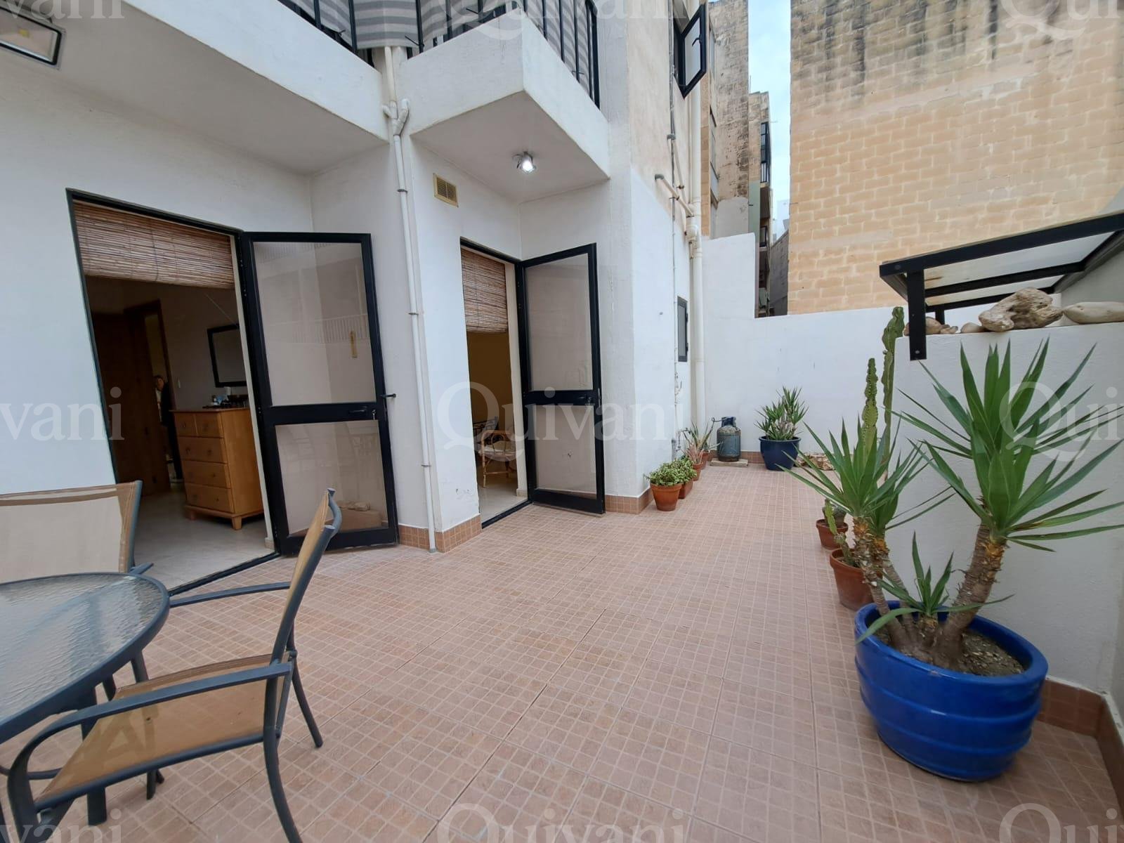 Qawra, Furnished Apartment