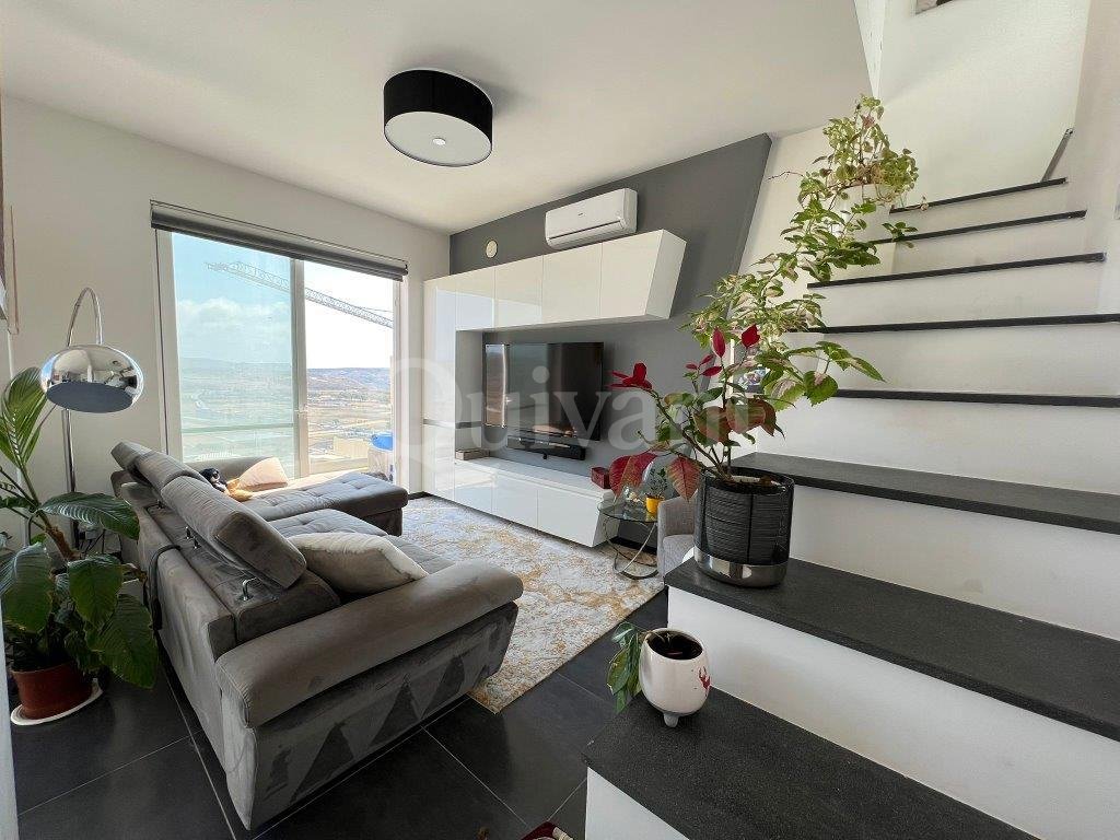 Manikata, Furnished Penthouse