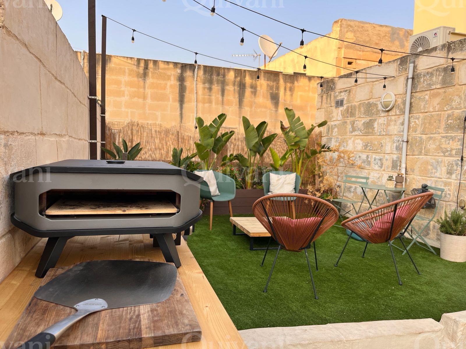 Cospicua, Converted, Townhouse