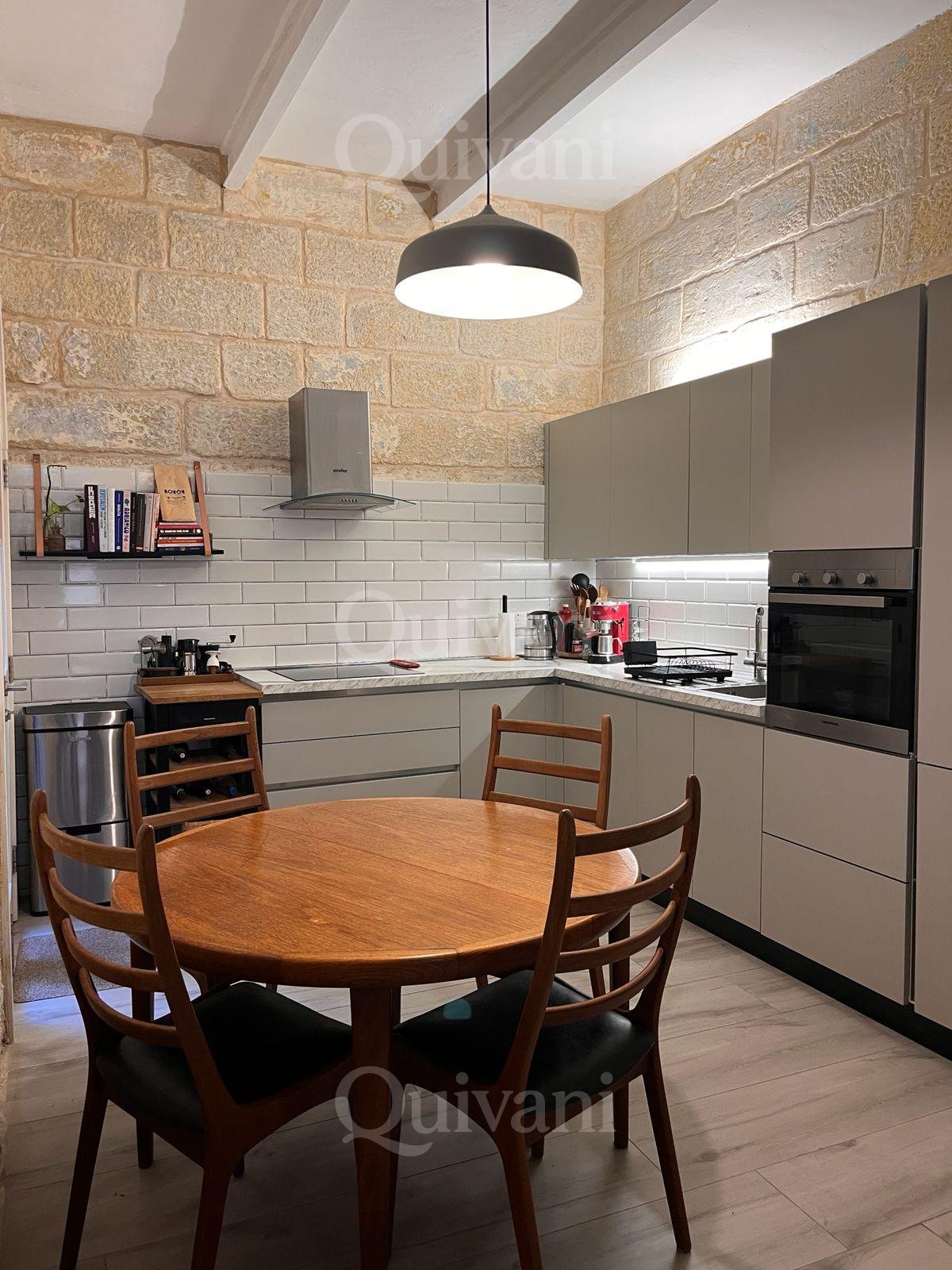 Cospicua, Converted, Townhouse