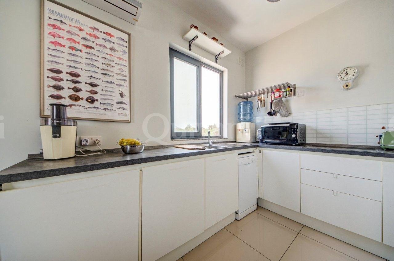Kalkara, Finished Corner Apartment