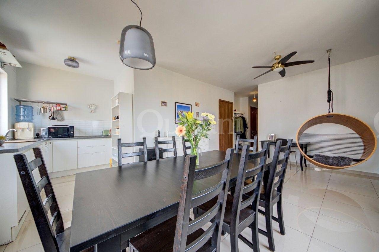Kalkara, Finished Corner Apartment