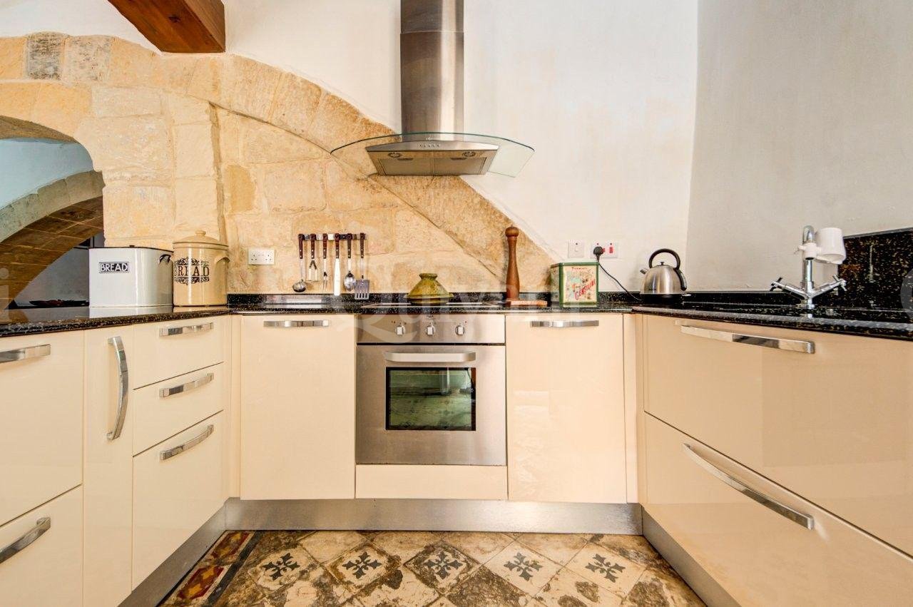 Beautifully Converted House of Character with Courtyard & Large Terrace