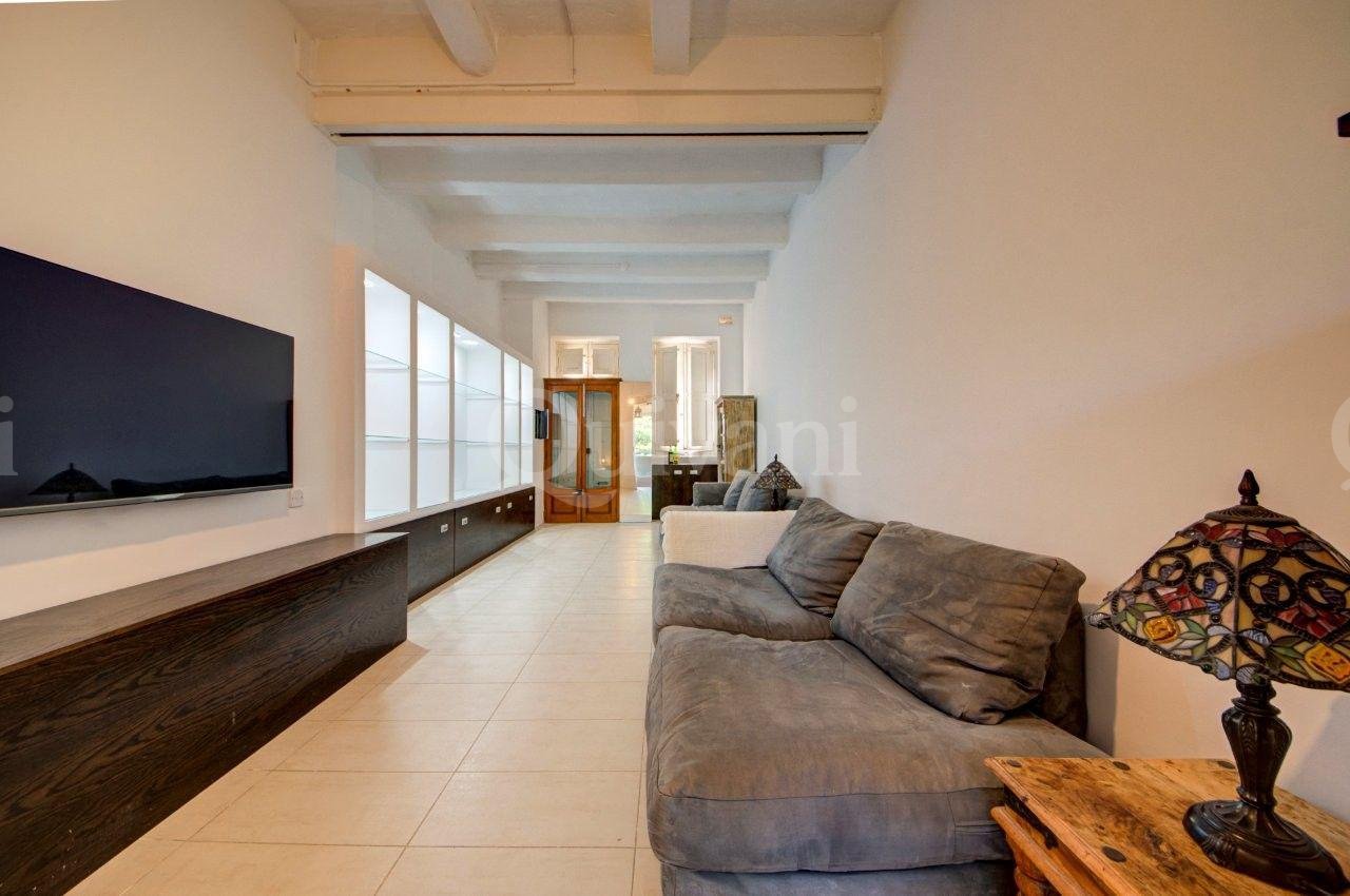 Kalkara, Converted Townhouse