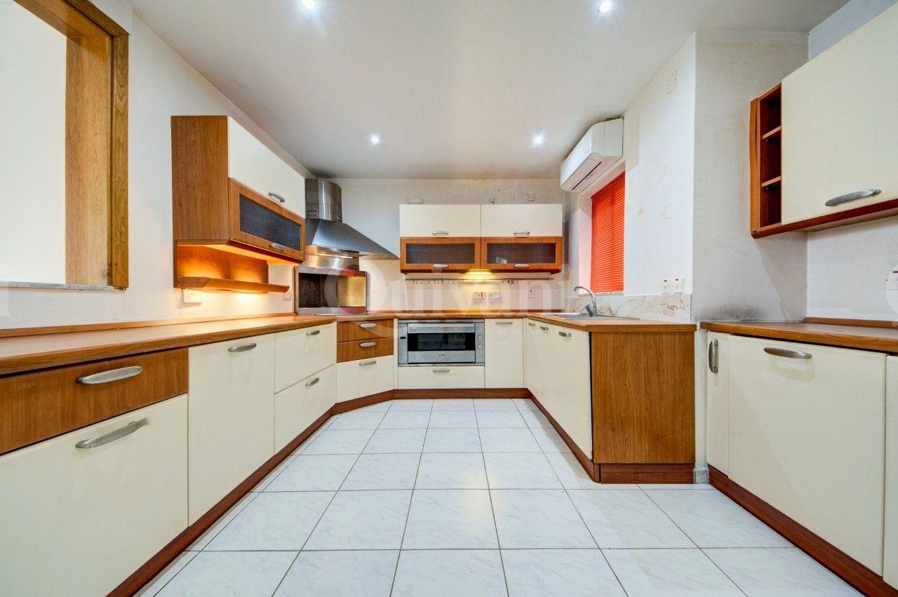 Luxury Apartment with Excellent views