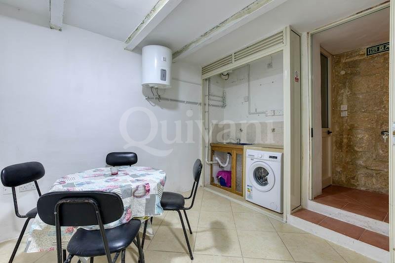 Valletta, Finished Maisonette