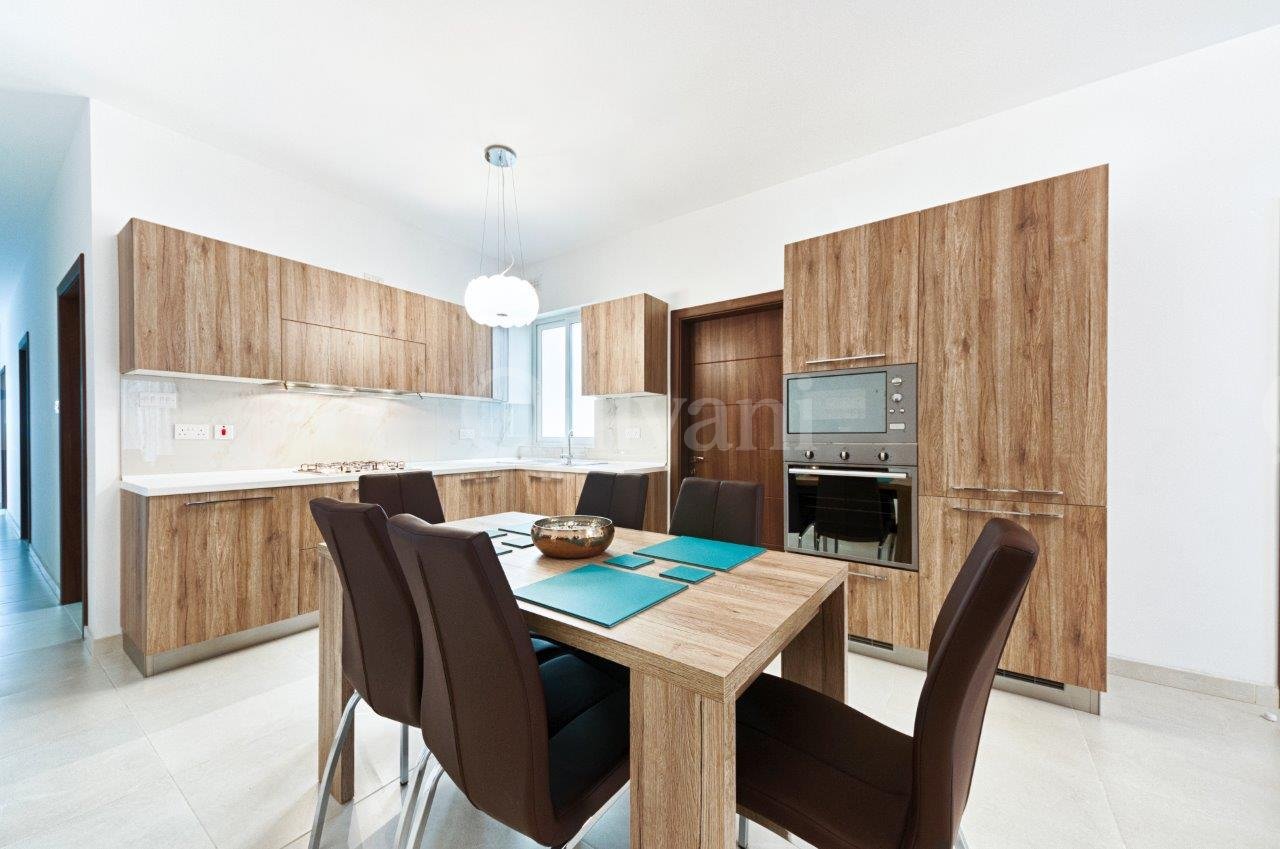 Zebbug, Furnished Maisonette