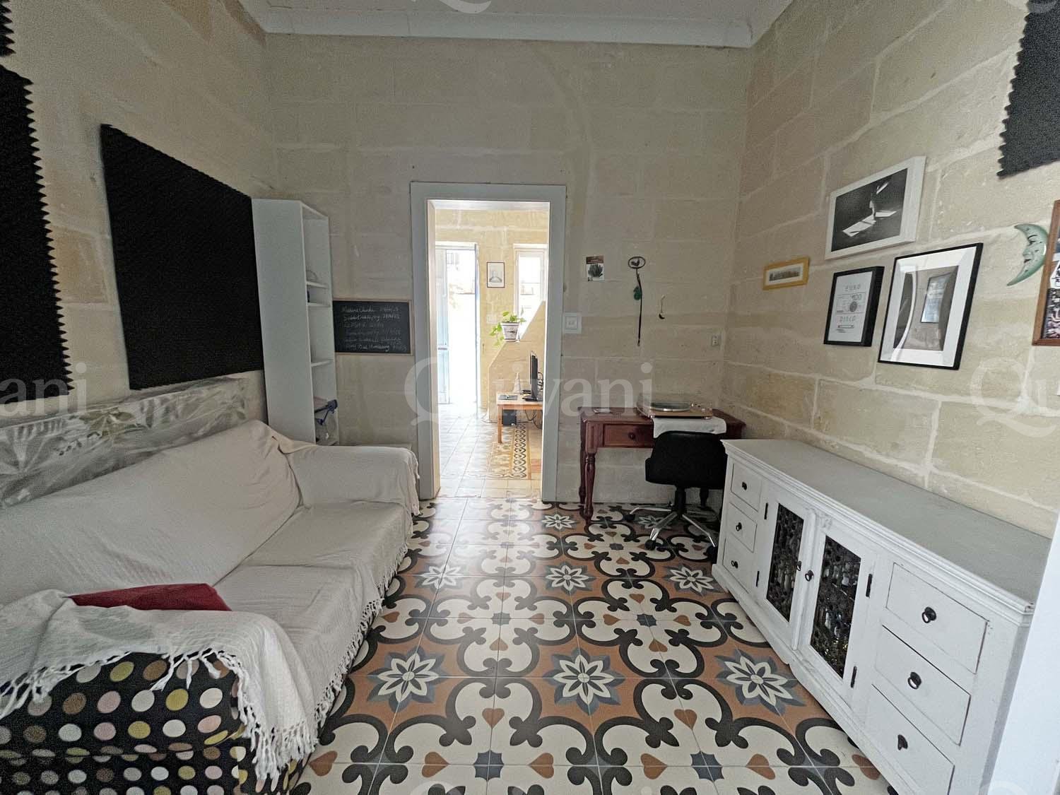 Senglea, Furnished House of Character