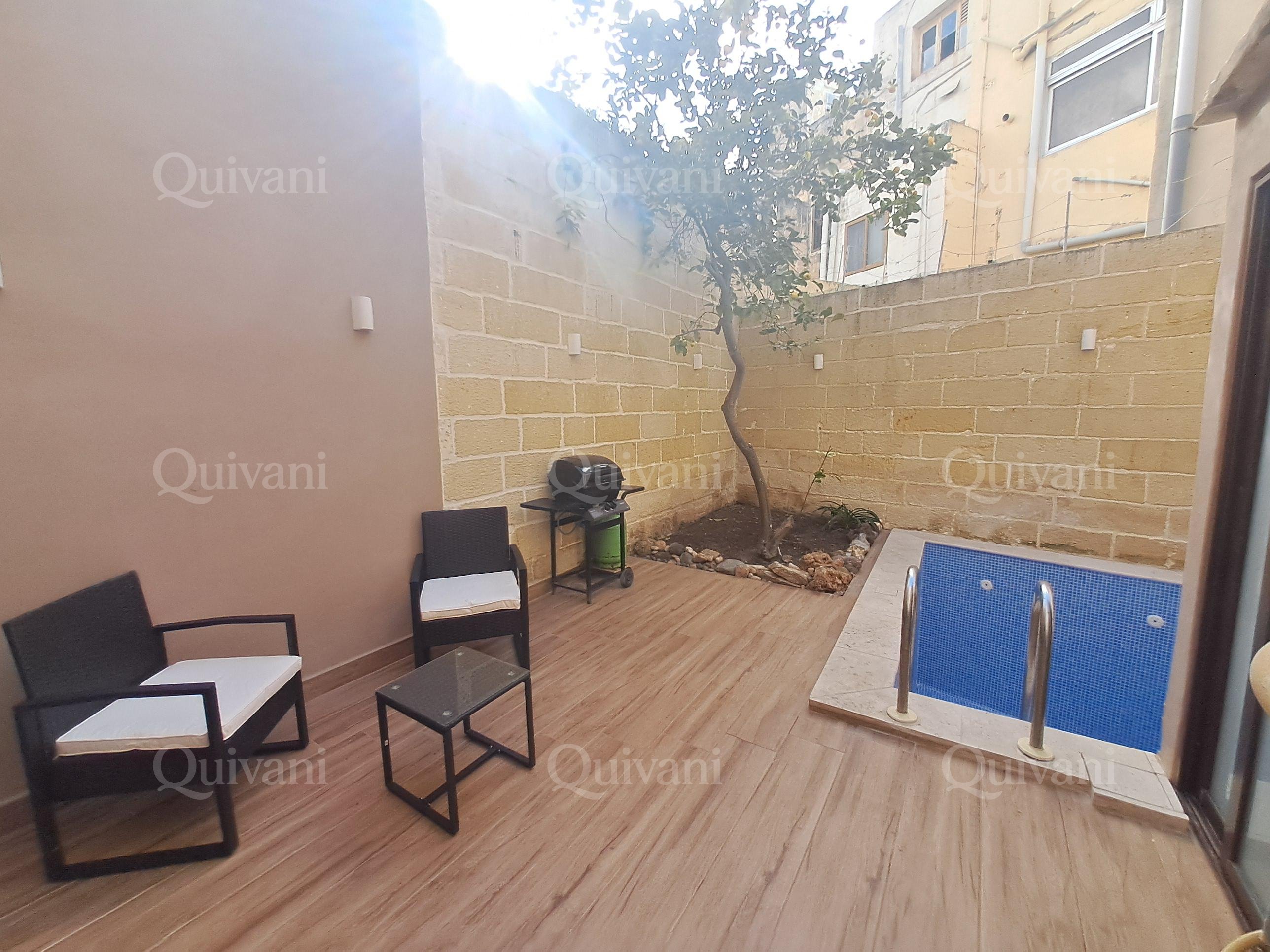Tarxien, Furnished Town House