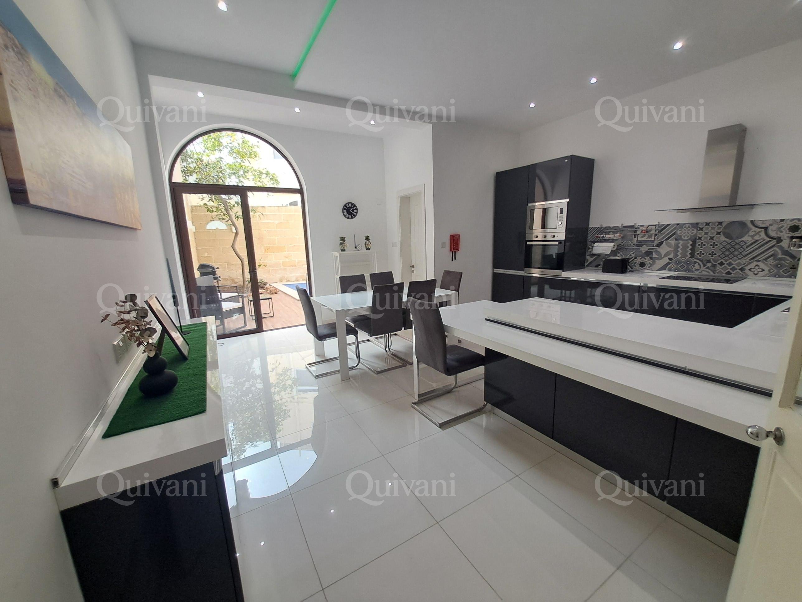 Tarxien, Furnished Town House