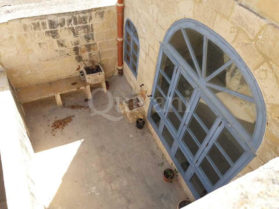 Siggiewi, Furnished House of Character
