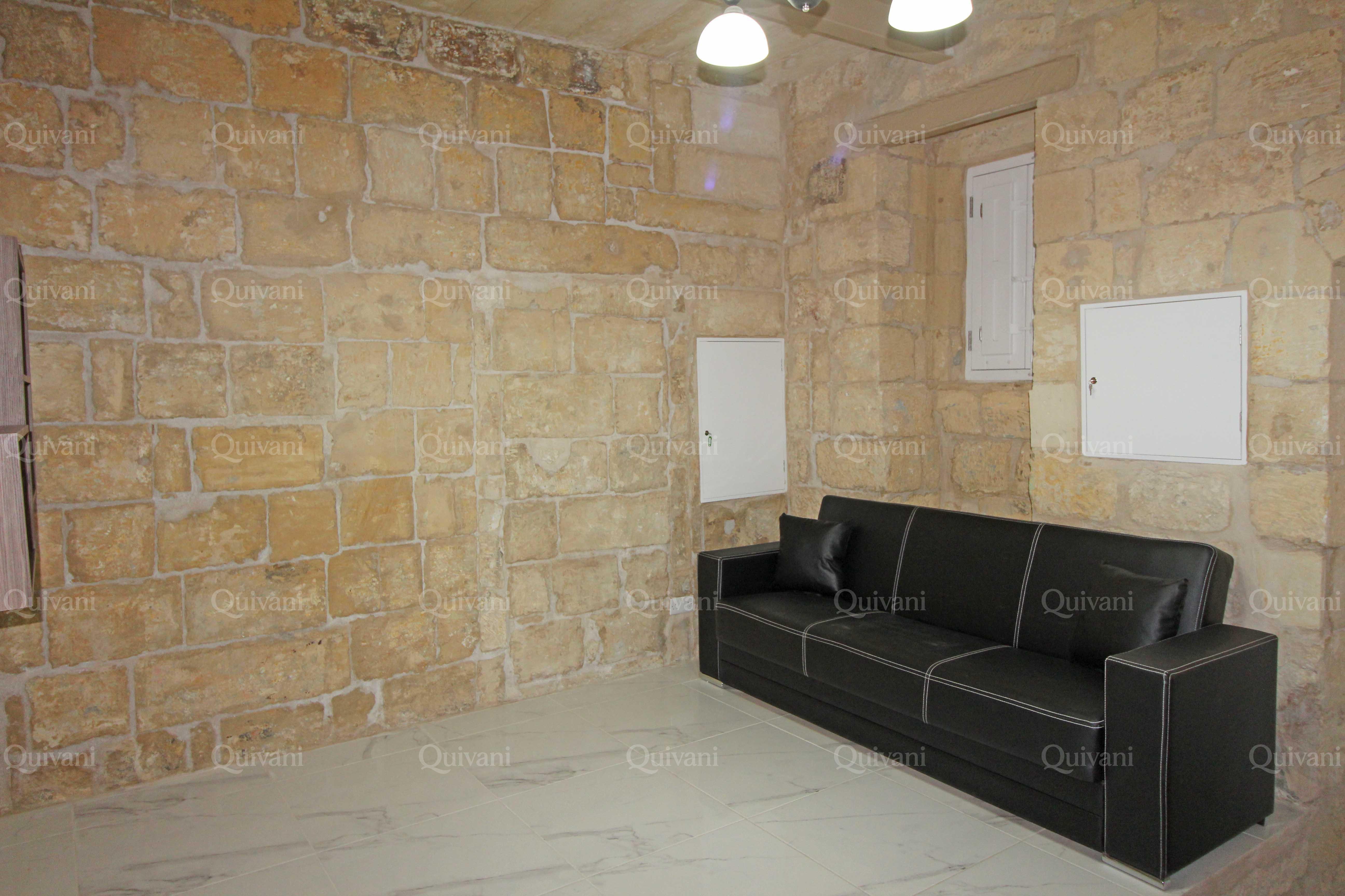 Cospicua, Furnished Town House
