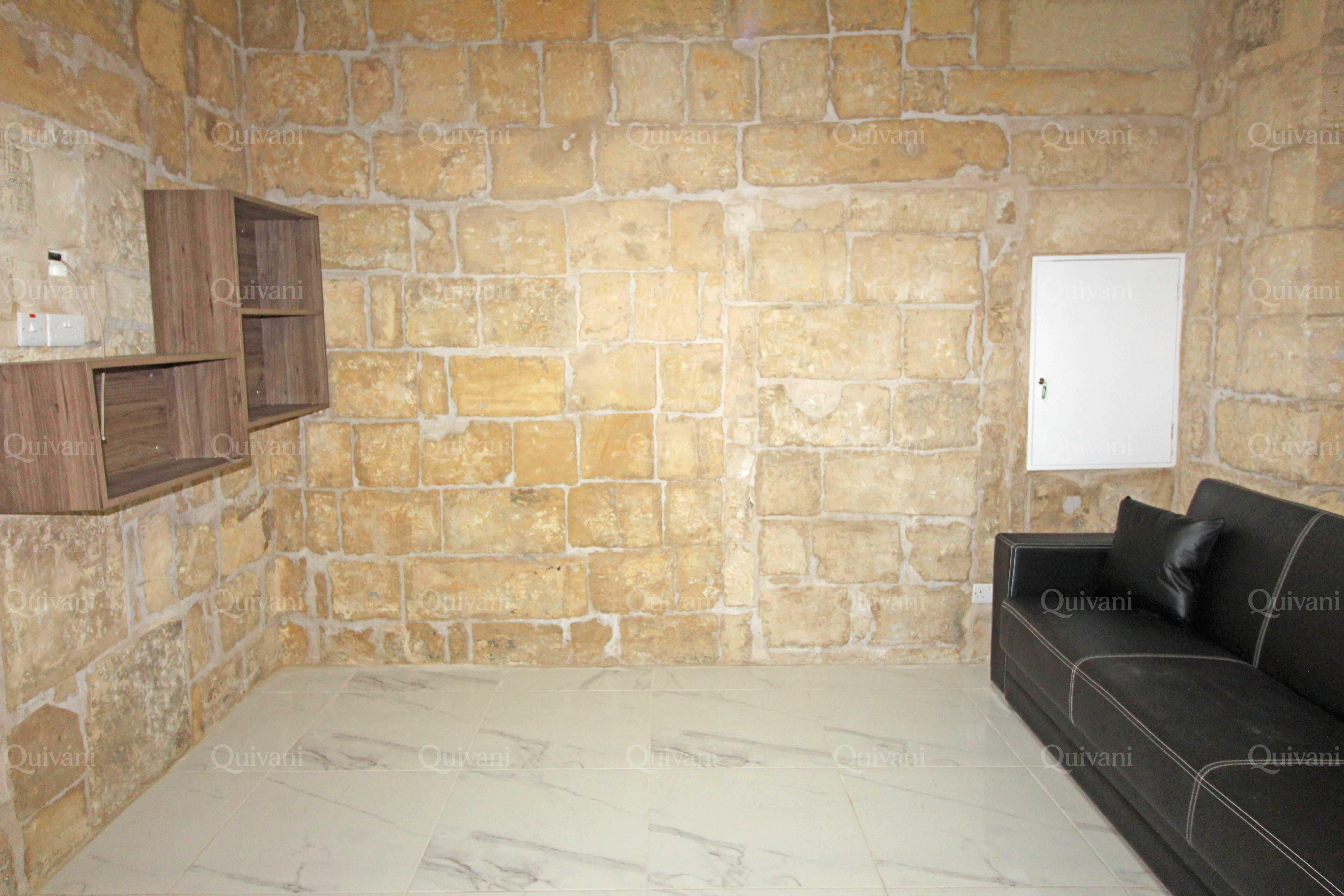 Cospicua, Furnished Town House