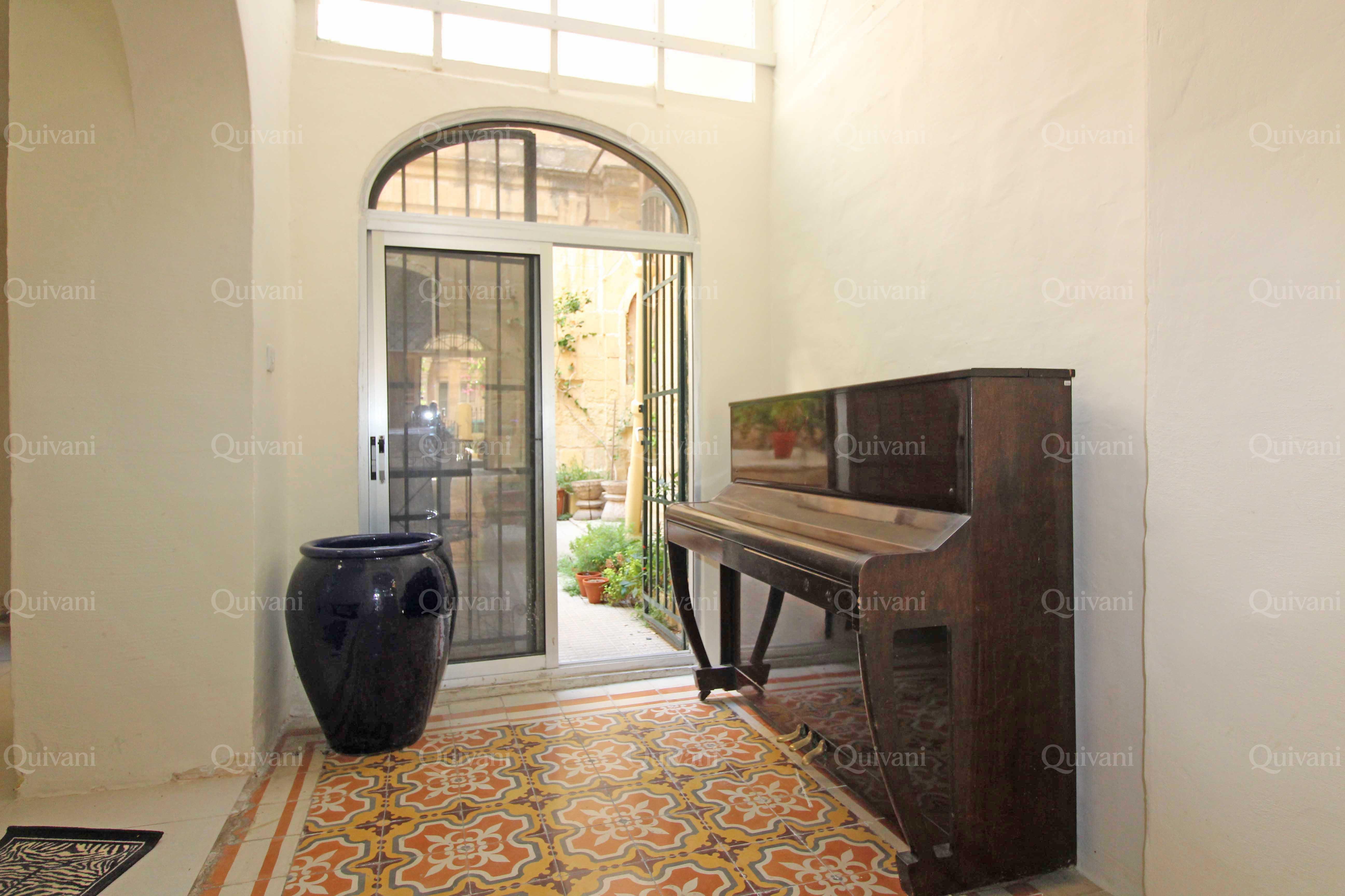 Sliema, Converted Town House