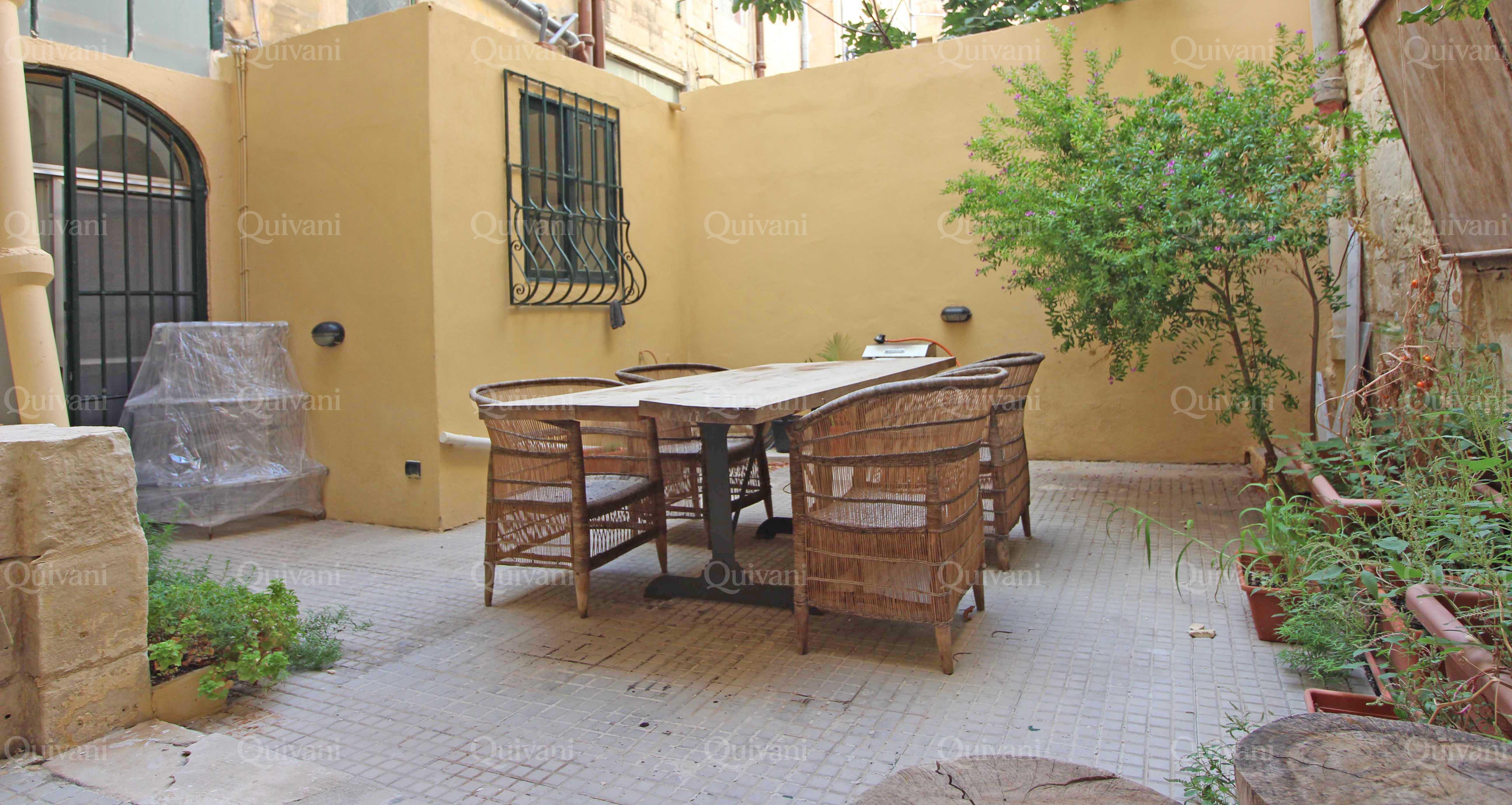 Sliema, Converted Town House