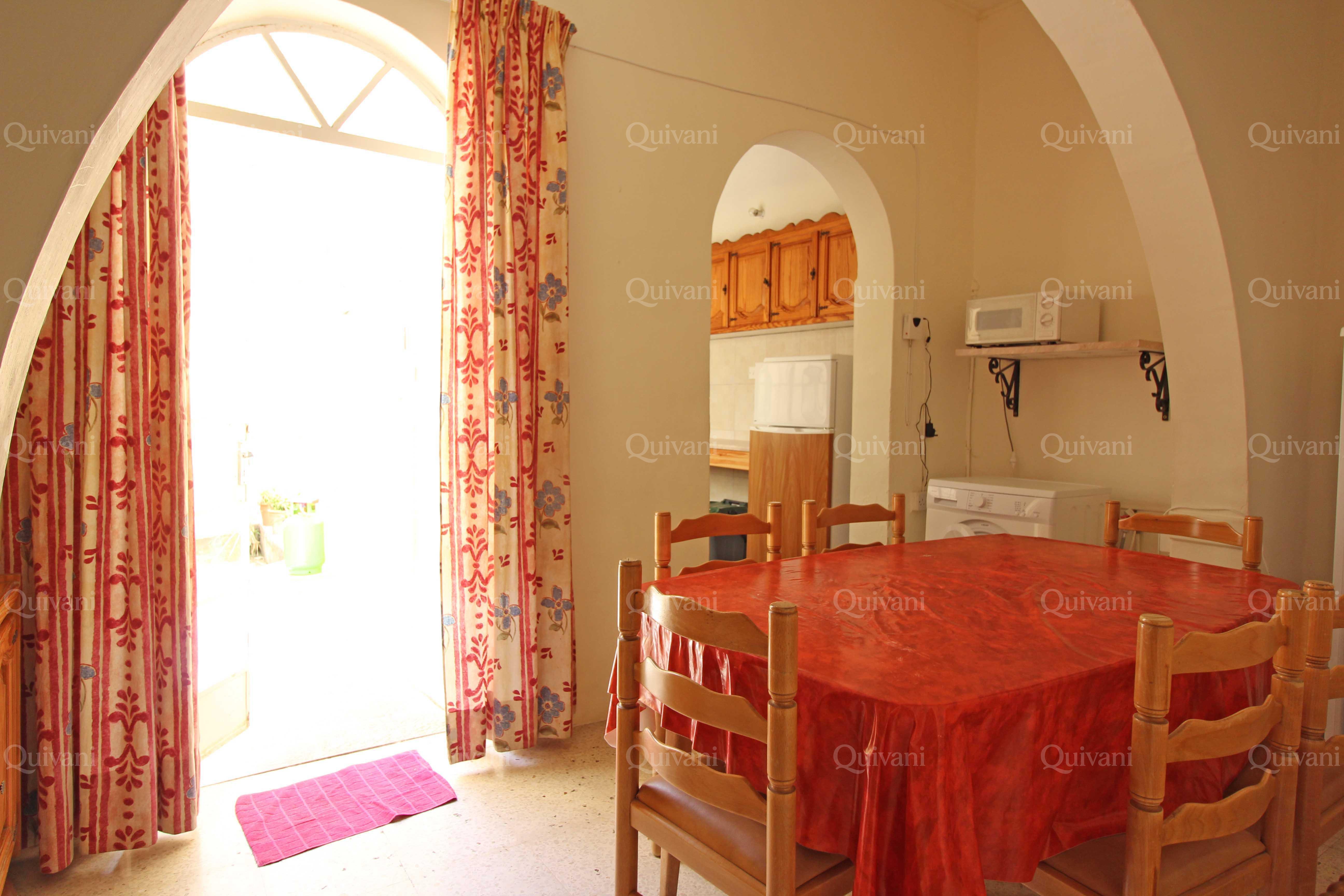 Msida, Furnished Town House