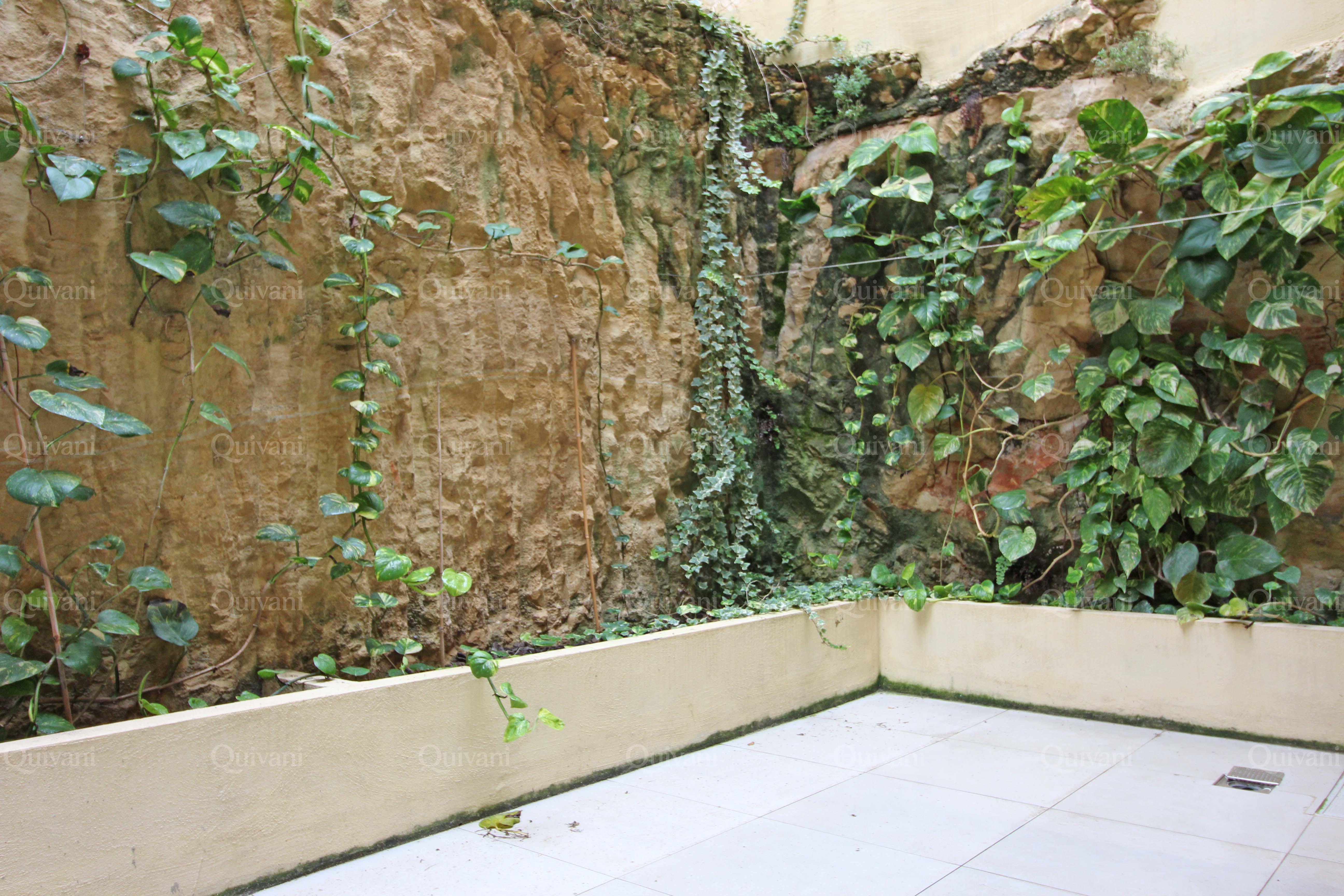 Kalkara, Furnished Elevated Maisonette
