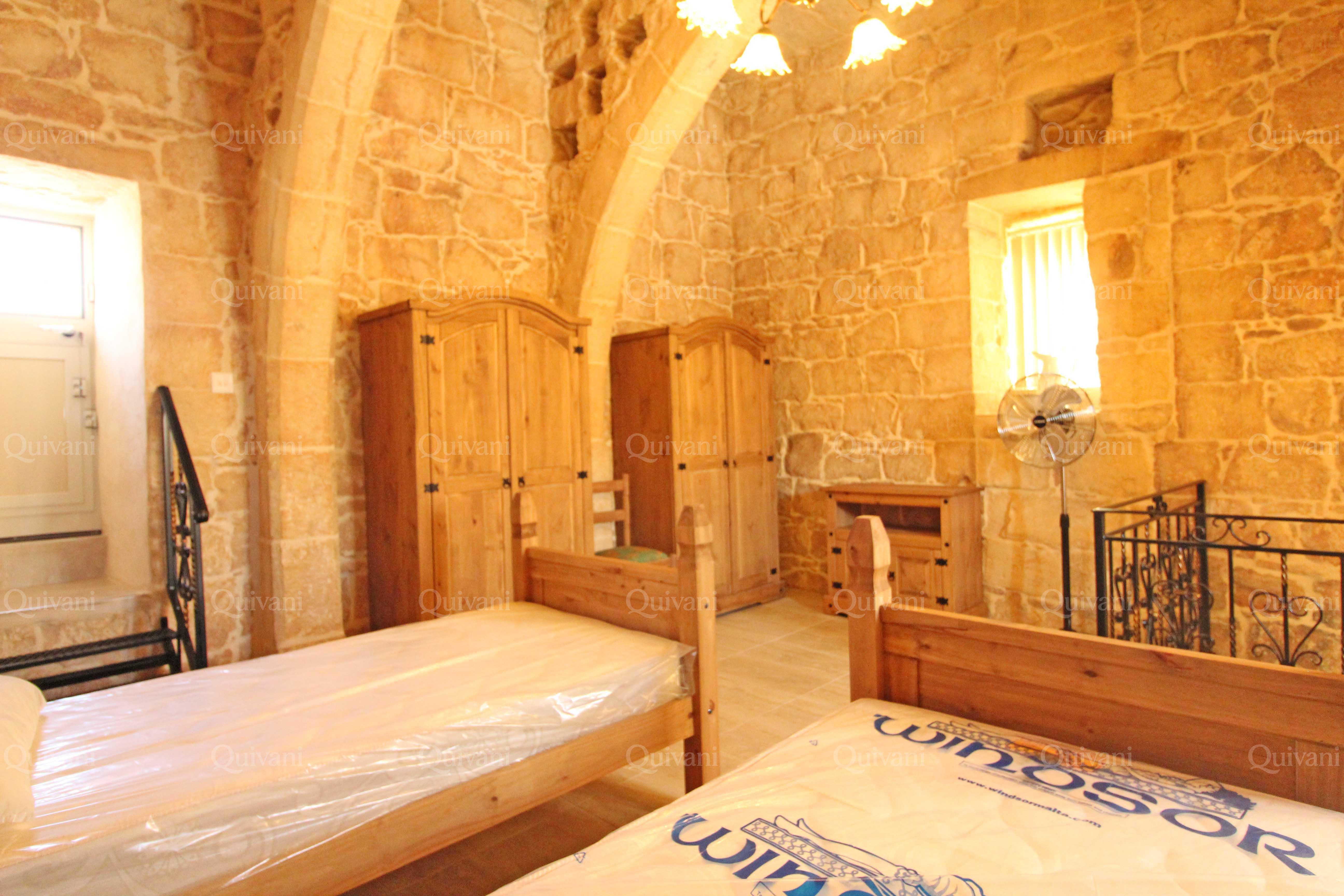 Qrendi, Furnished House of Character