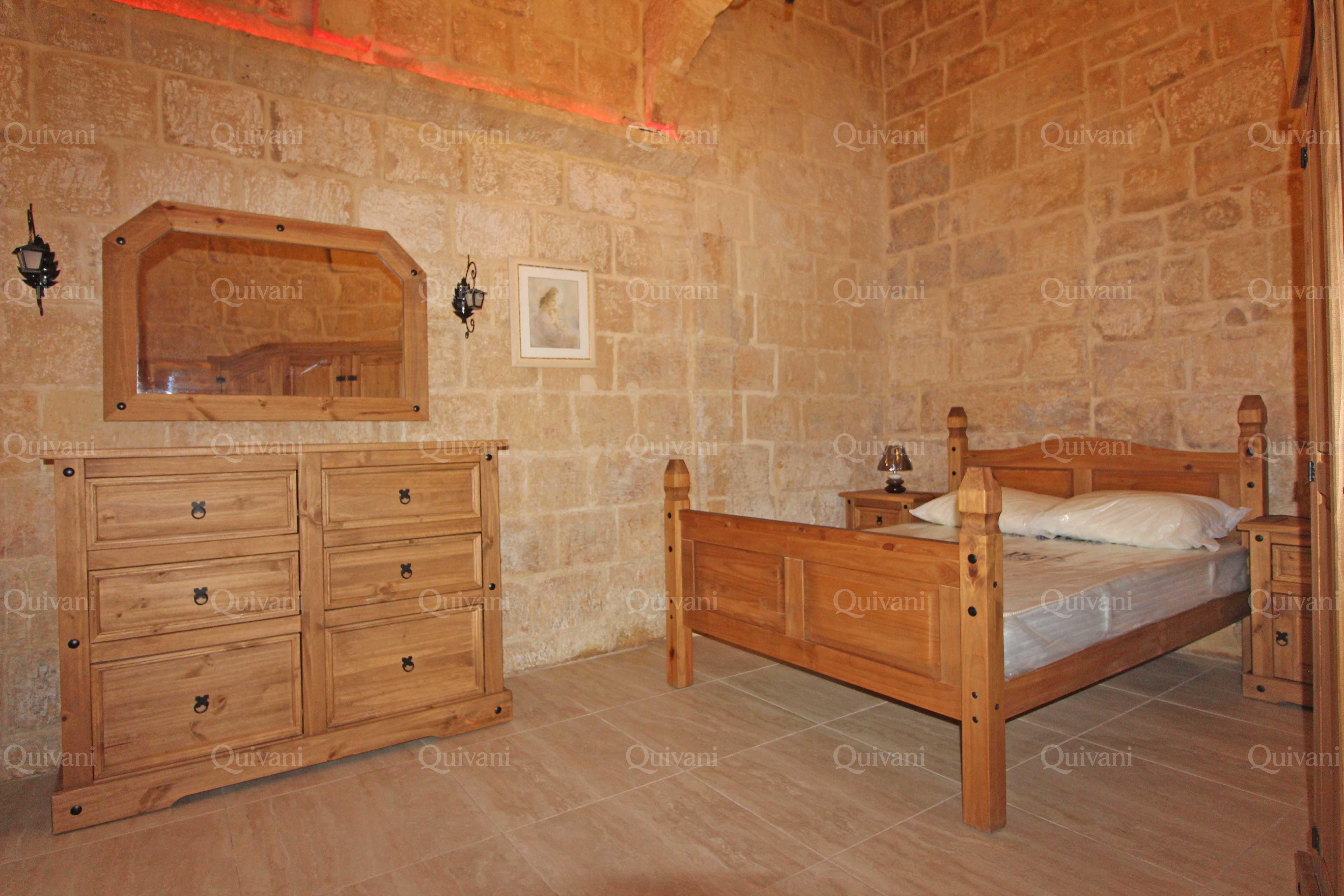Qrendi, Furnished House of Character