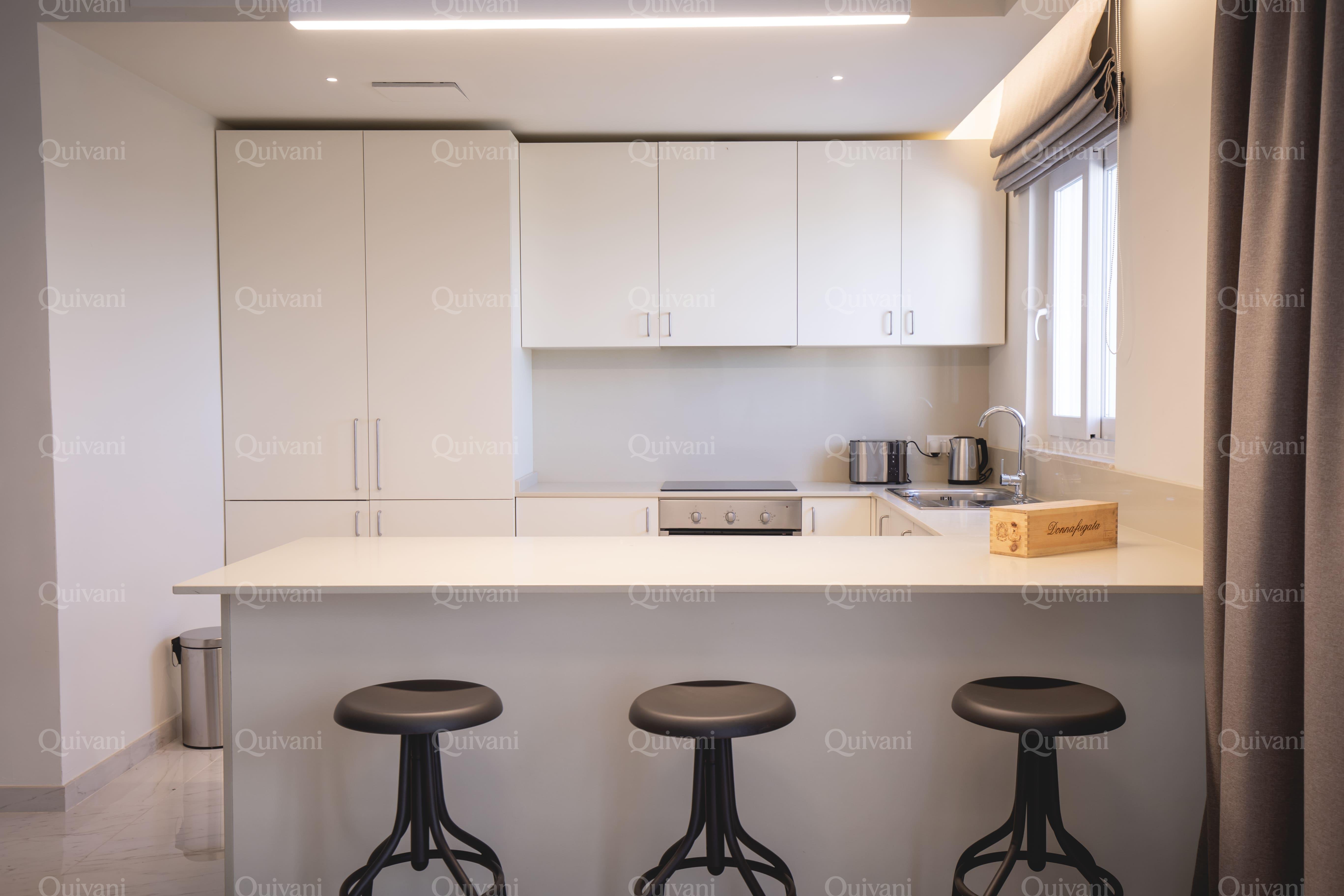 Mosta, Furnished Penthouse