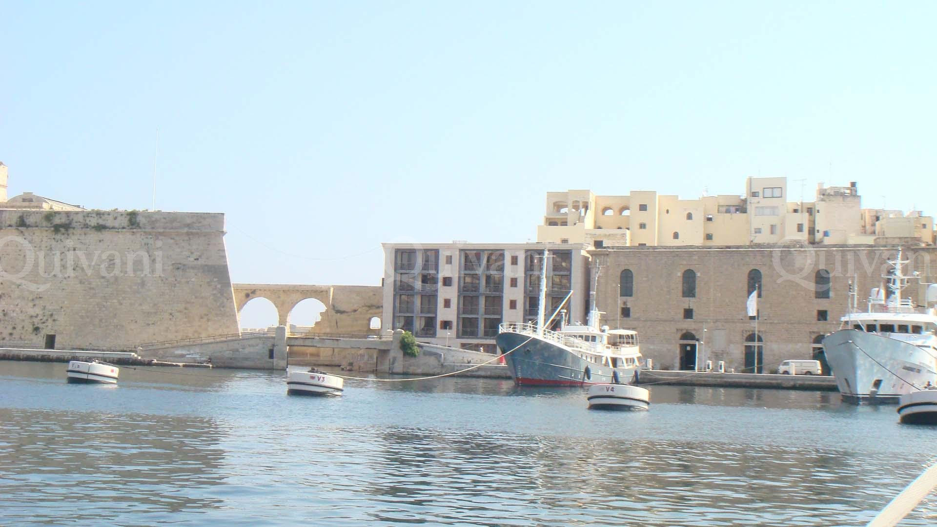 St. Angelo Mansions, Furnished Apartment