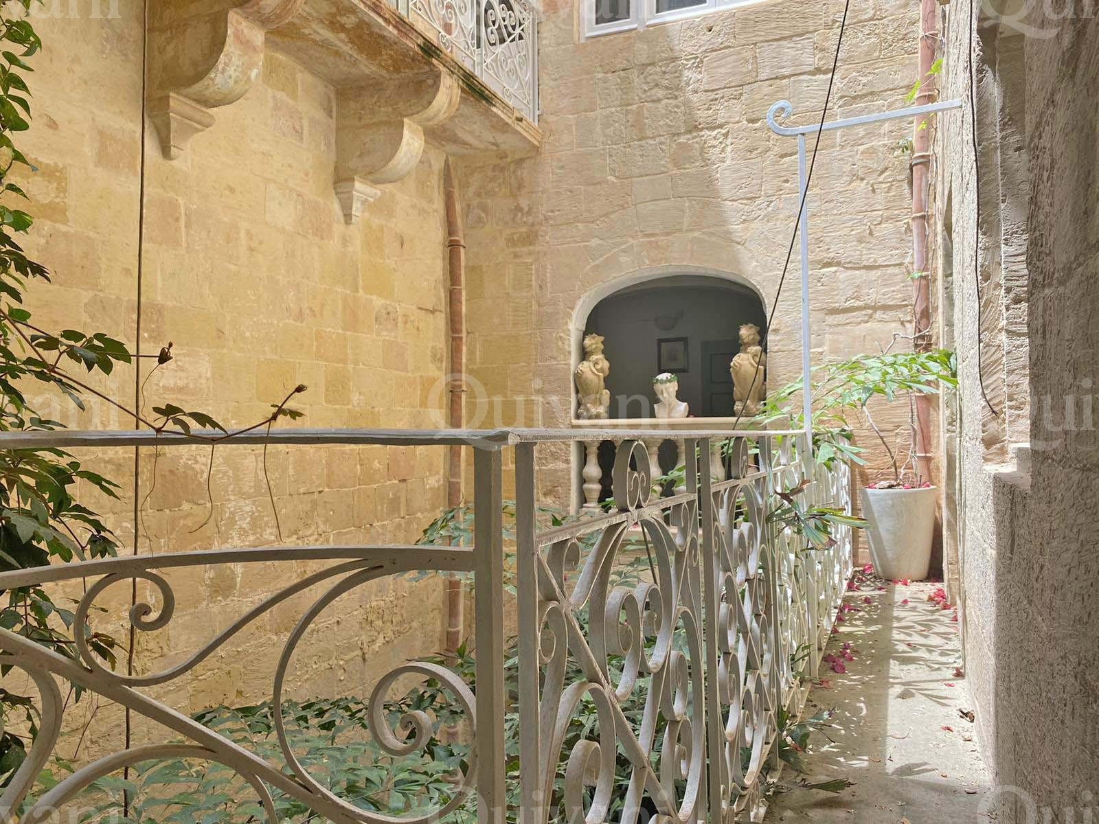 Valletta, Furnished Apartment