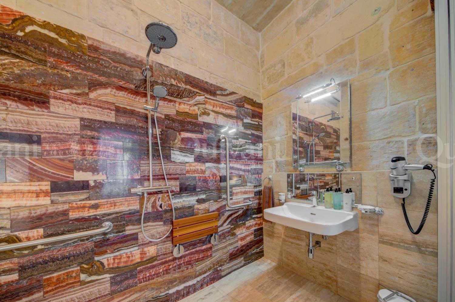 Cospicua, Beautiful Guest House in the UCA