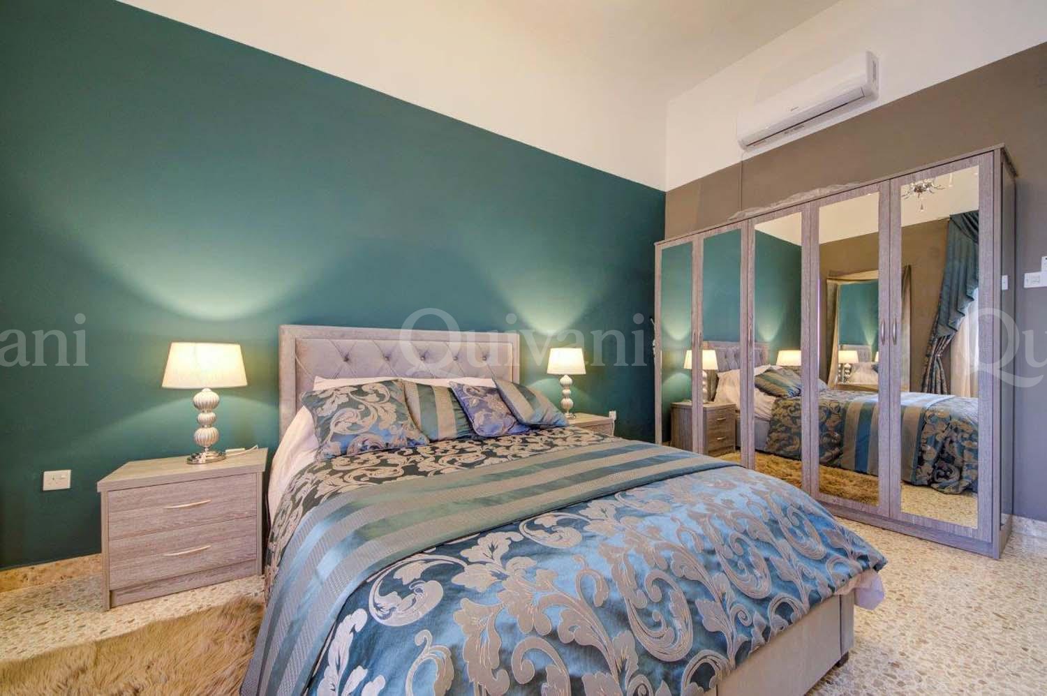 Senglea, Seafront Townhouse with Permit for Another Level