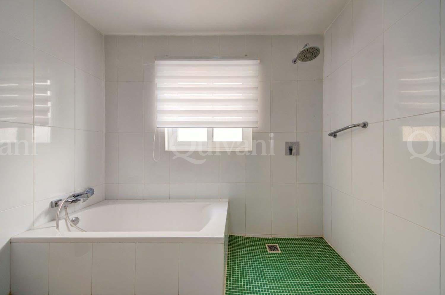 Senglea, Seafront Townhouse with Permit for Another Level