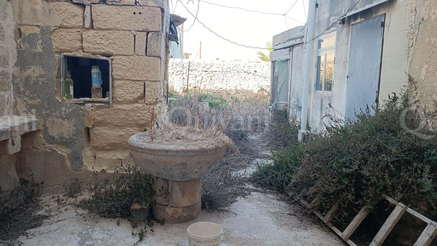 Zabbar, Unconverted Townhouse