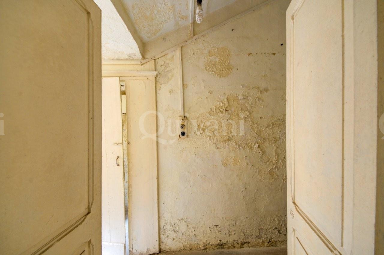Cospicua, Unconverted Townhouse