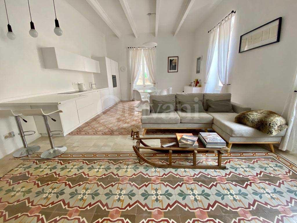 Valletta, Charming Corner Apartment