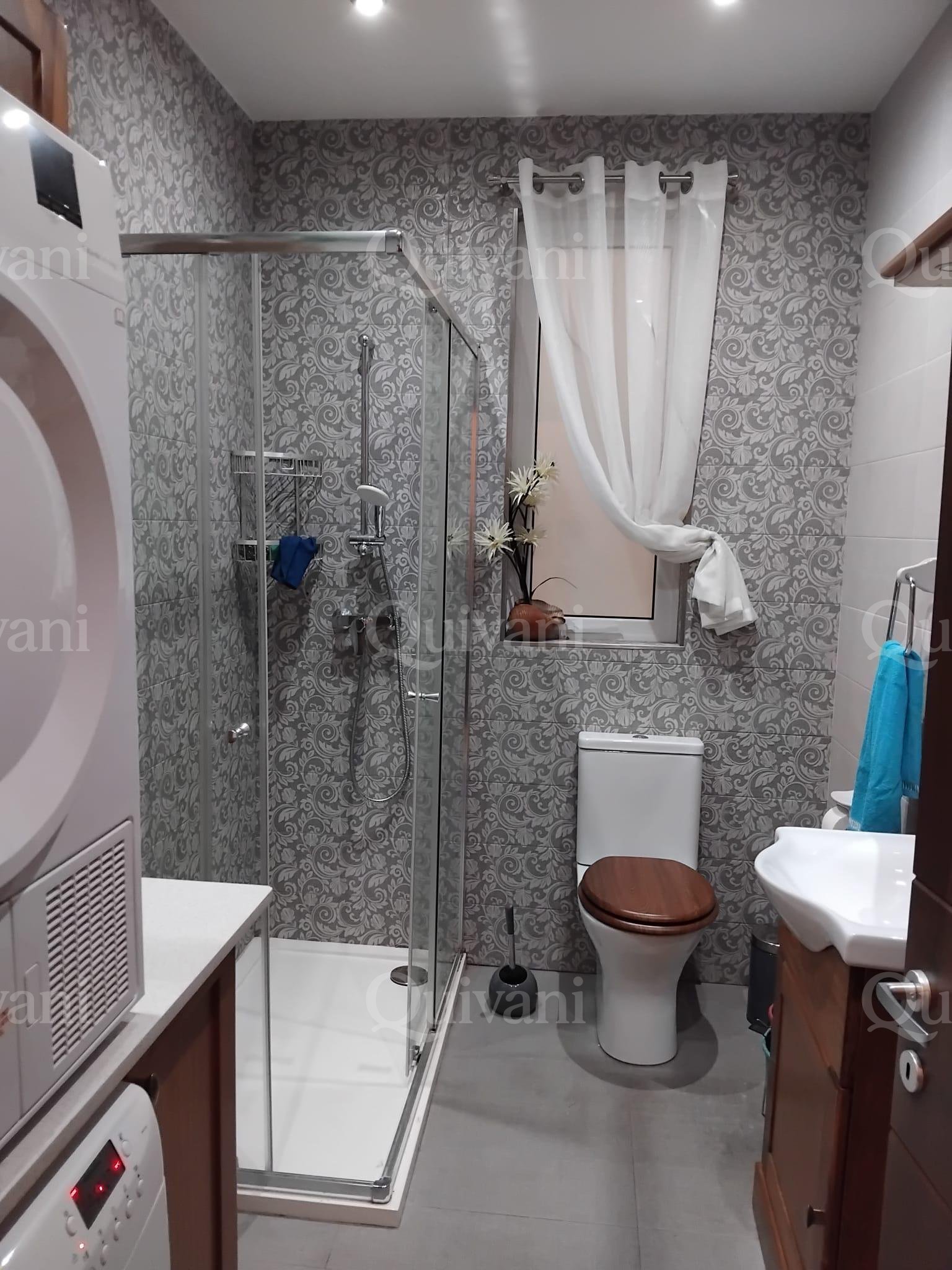 Two bedroom apartment with beautiful sea views