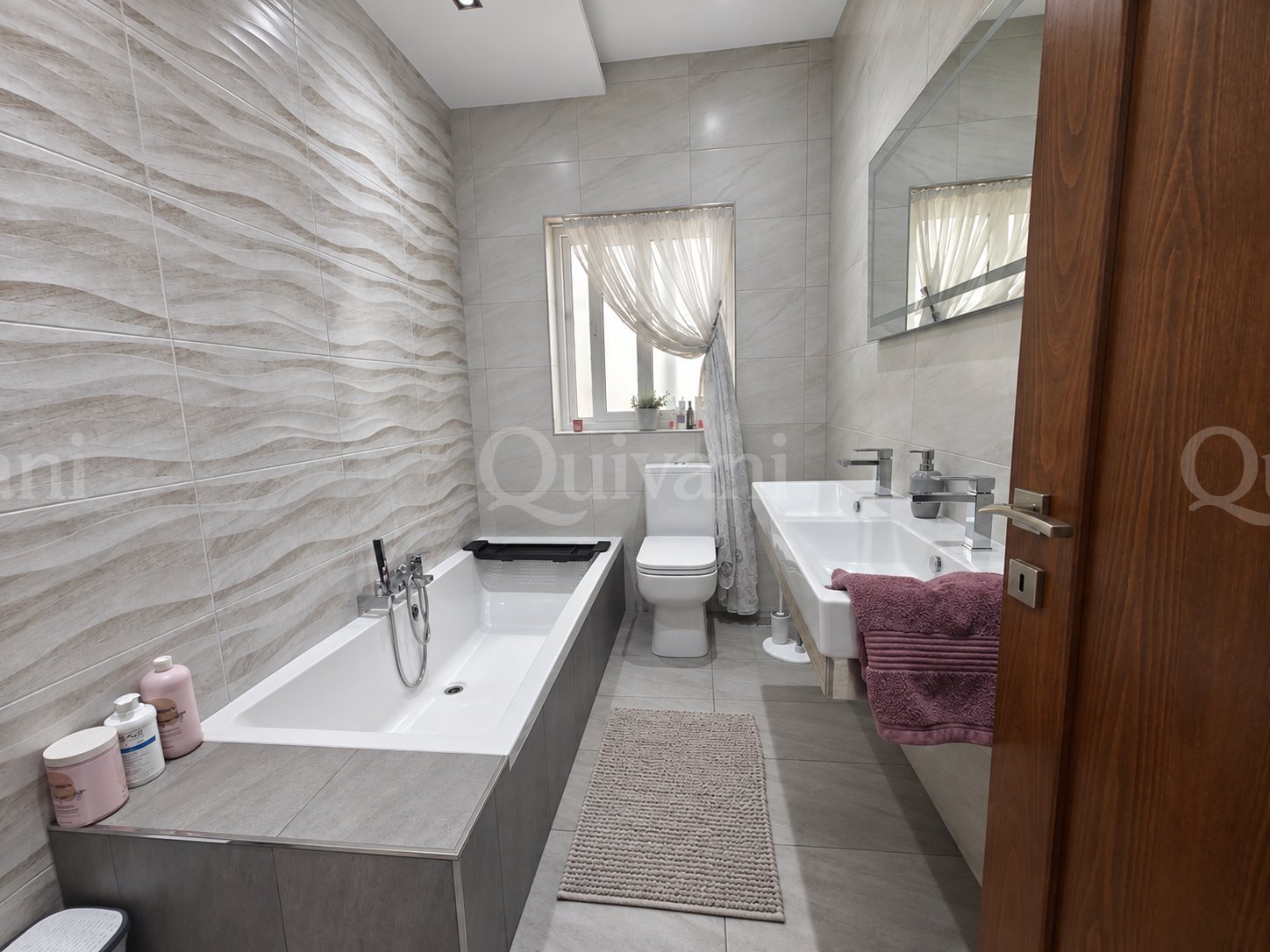 Large apartment in Mgarr with a 60sqm open plan