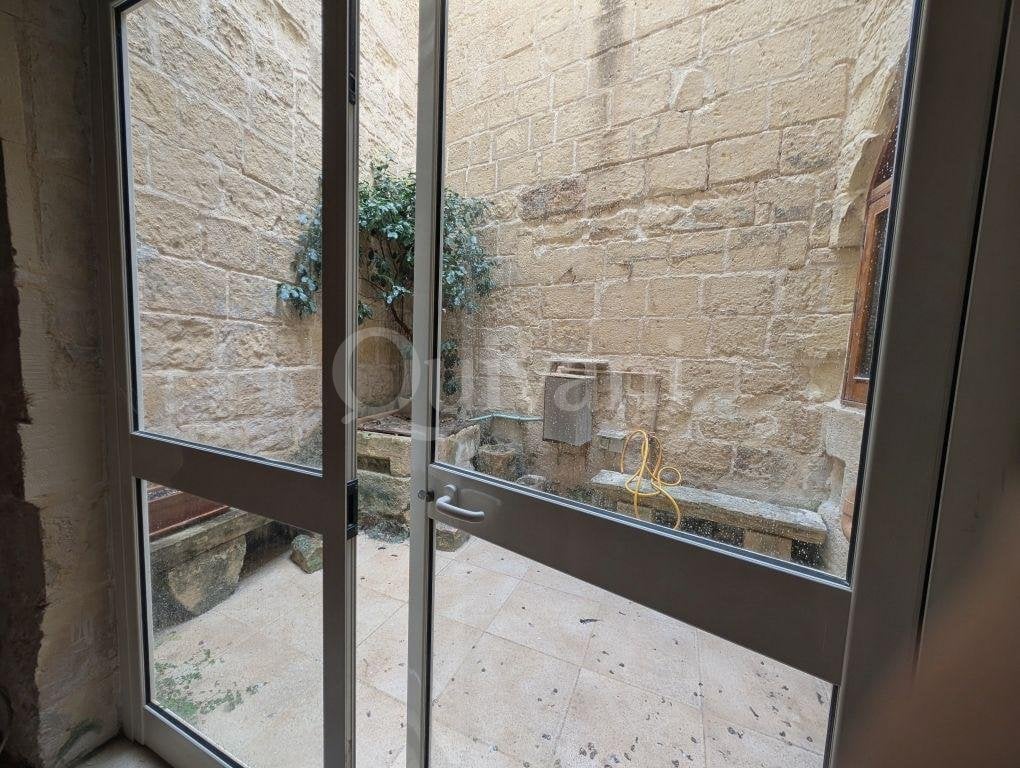 Historic 3 bed 3 bath HOUSE OF CHARACTER in picturesque Naxxar