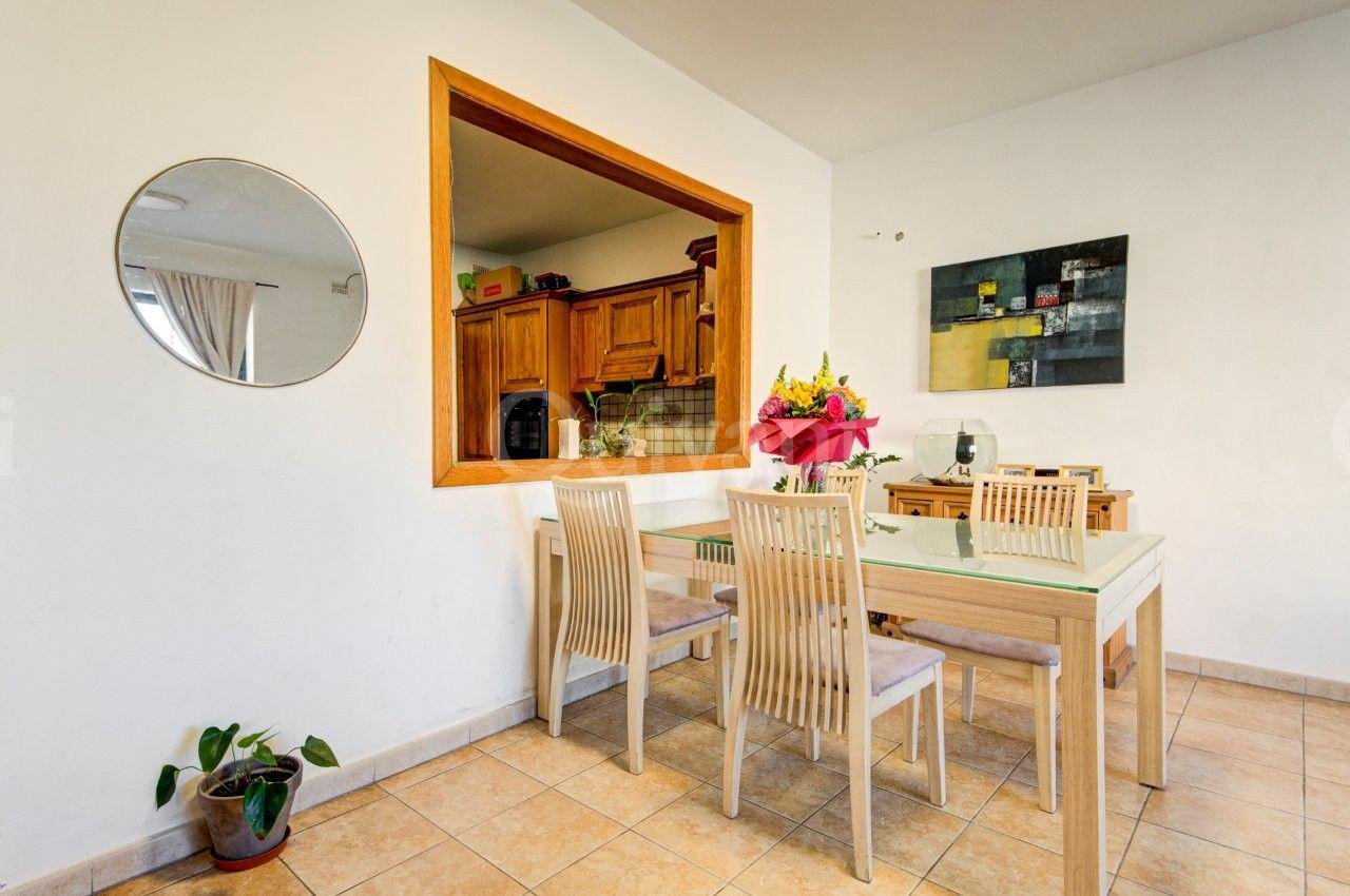 Furnished Apartment in Naxxar
