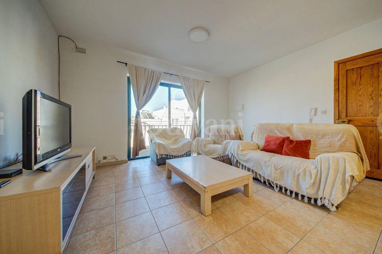 Furnished Apartment in Naxxar