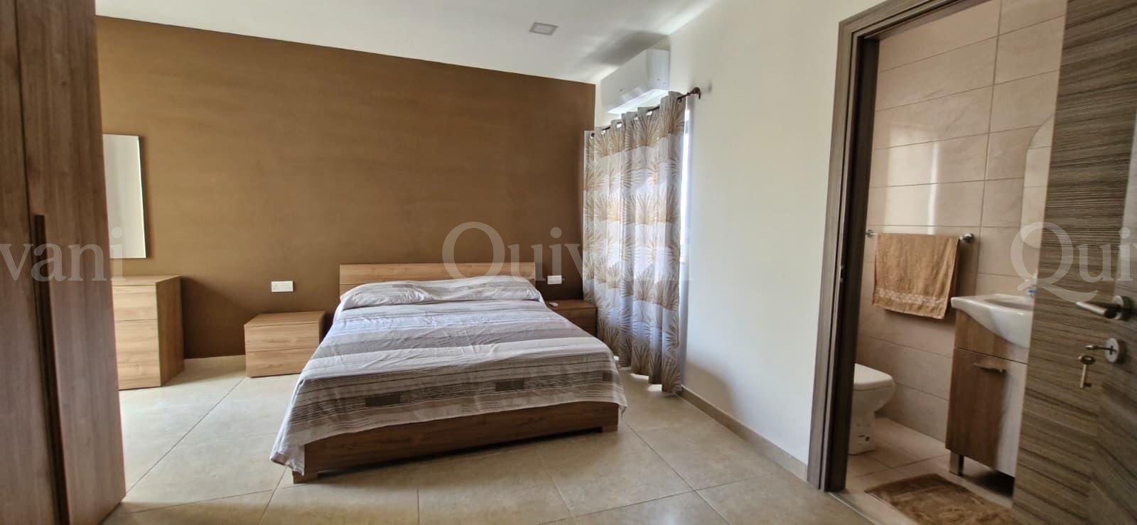 Mosta, Furnished, Penthouse