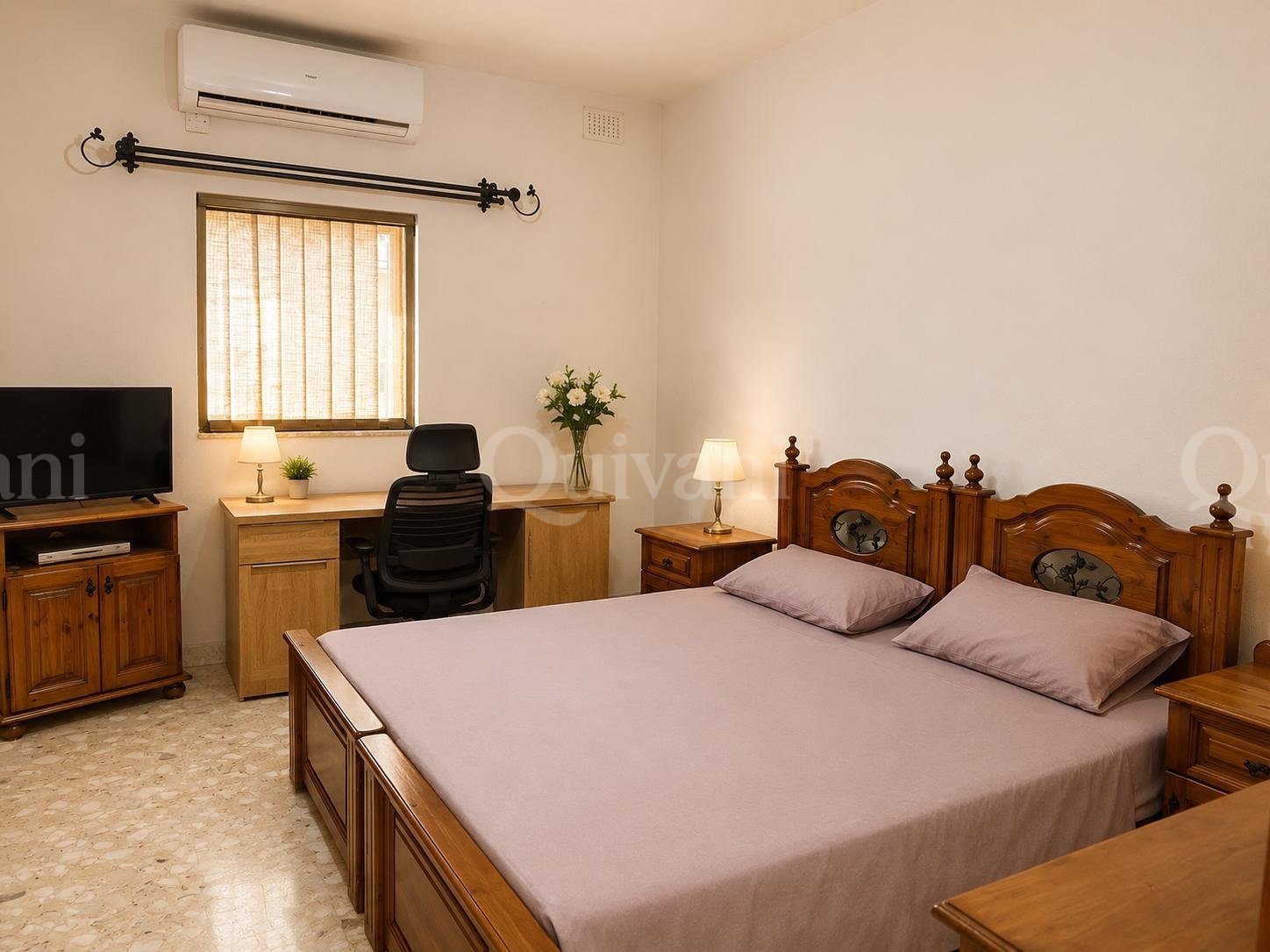 Large Traditional Maisonette  With Air Space