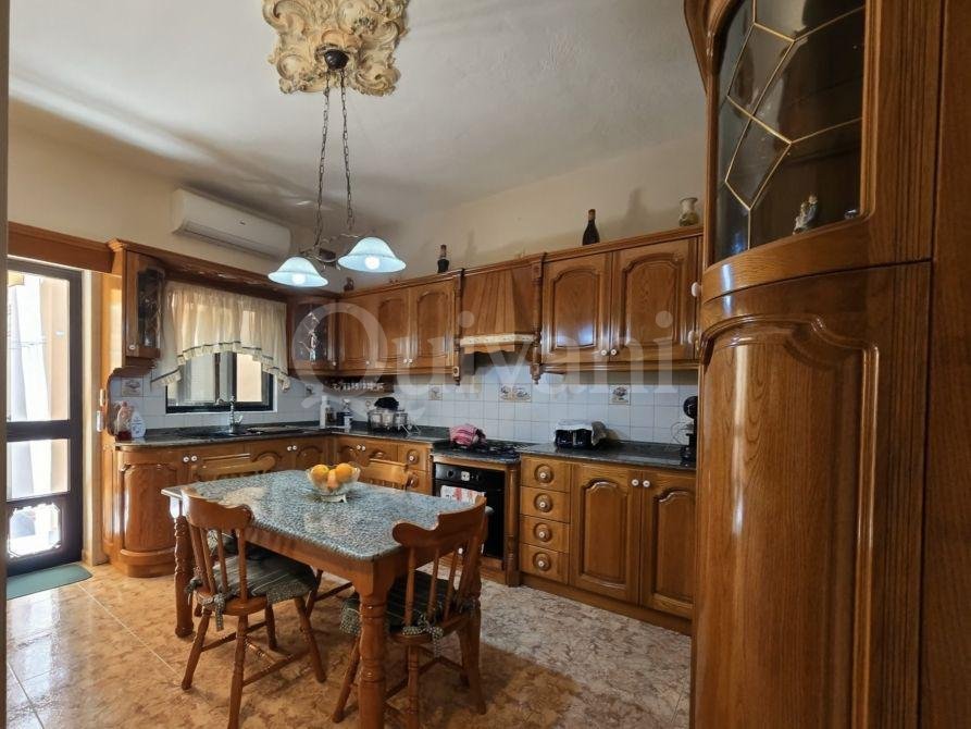 Tarxien, Finished, Maisonette