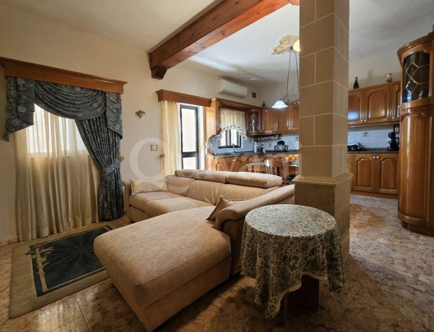 Tarxien, Finished, Maisonette