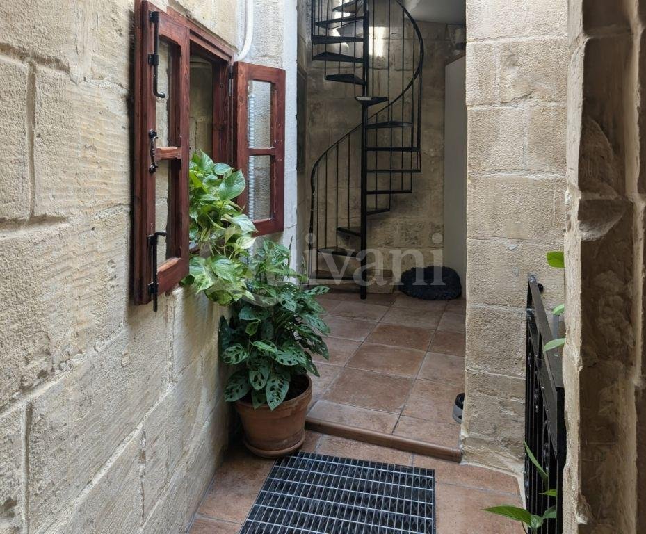 Magnificent House of Character in the heart of Qrendi