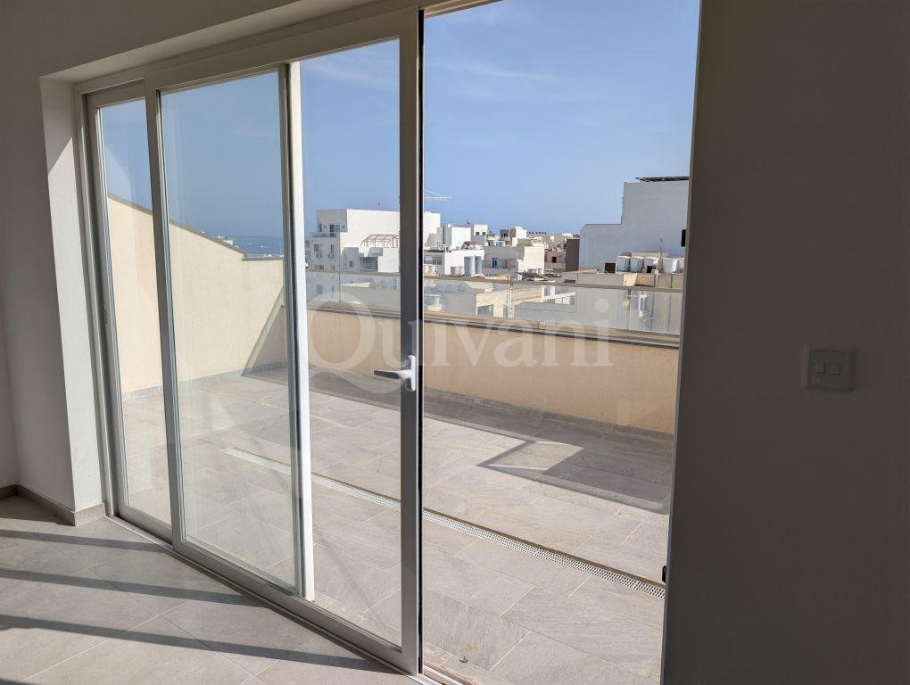 Marsascala penthouse with pool