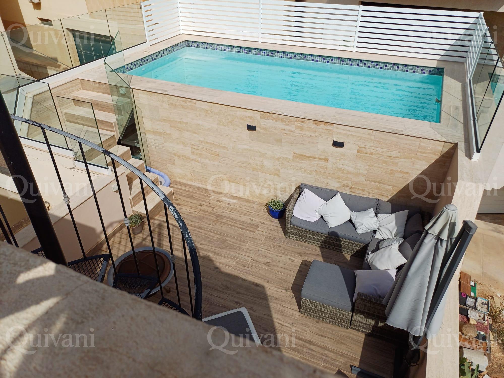 Manikata Maisonette with Rooftop Pool